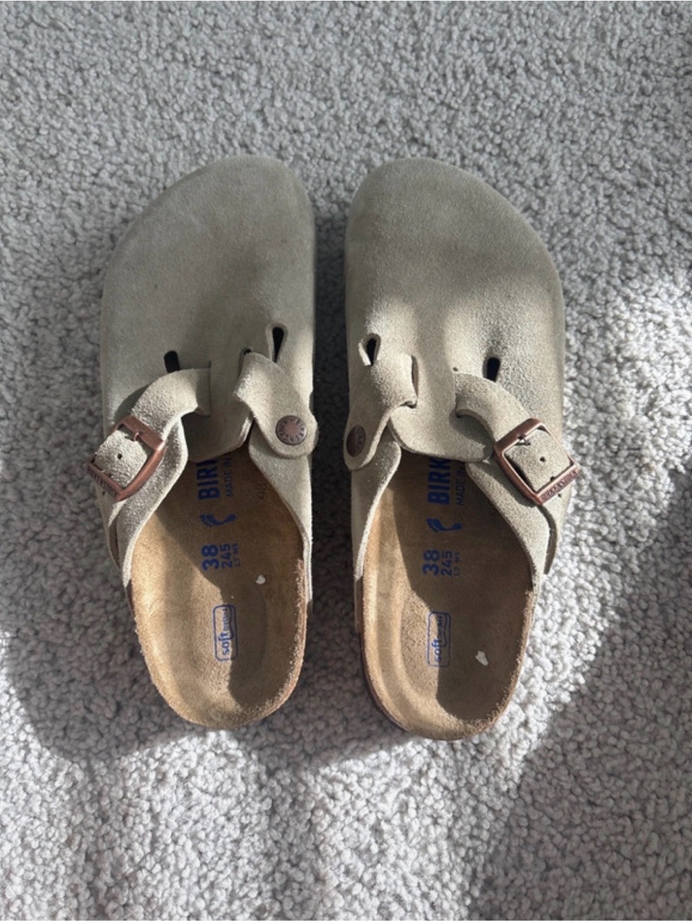 Birkenstock Clogs in Taupe